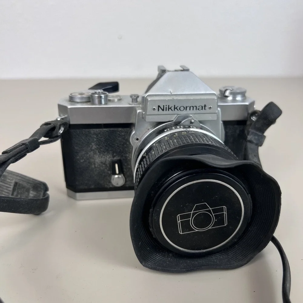 Nikkormat FT2 35mm SLR Film Camera w/ Nikon Nikkor 50mm f/1.4 Lens UNTESTED